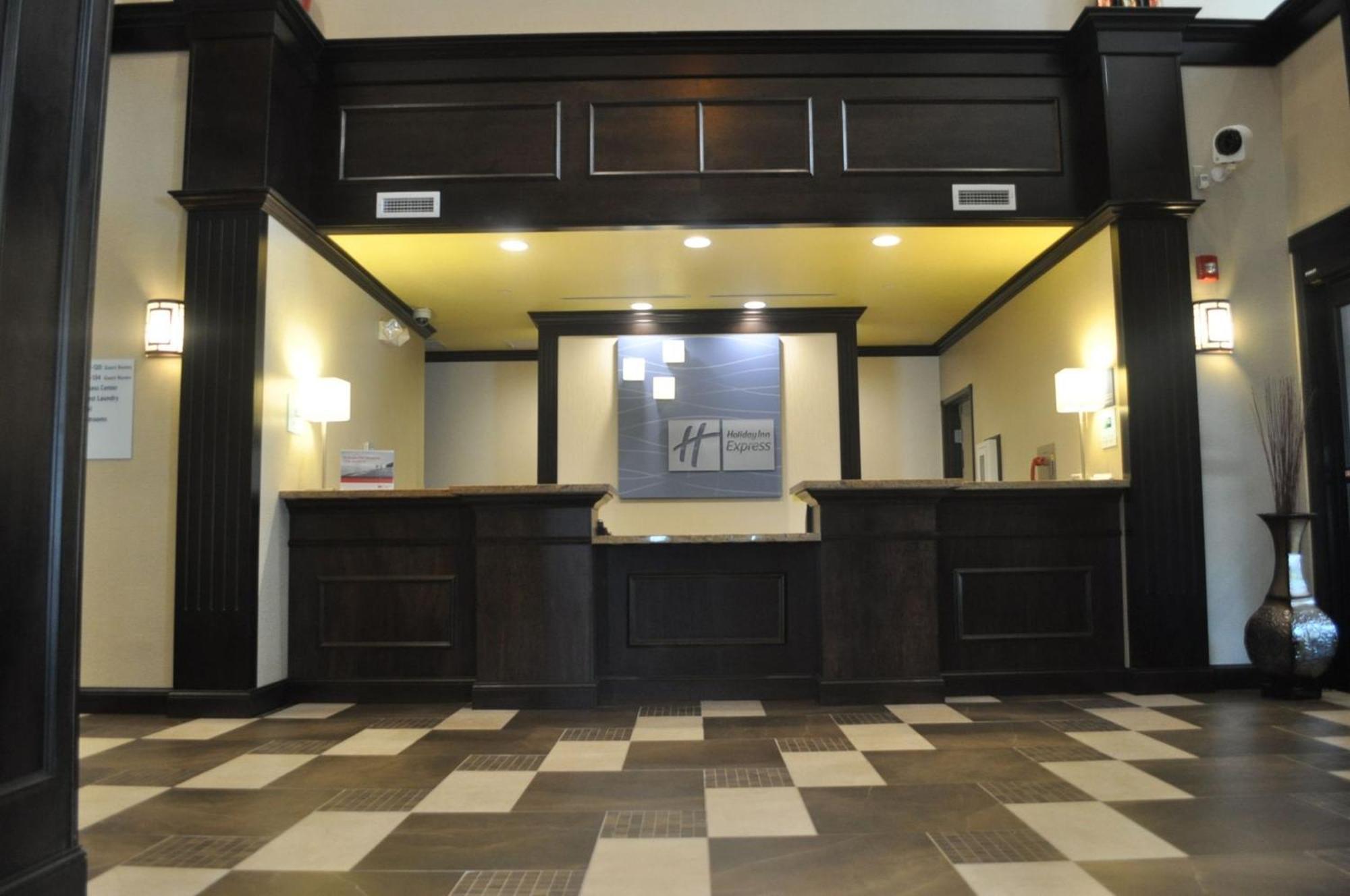 Holiday Inn Express Greensburg, An Ihg Hotel Екстериор снимка